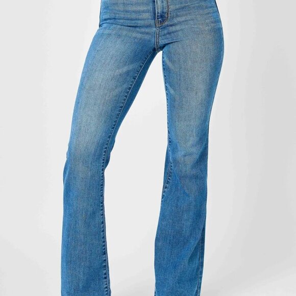 Judy Blue Full Size Hw Classic Flare Jeans Plus Size - Picture 2 of 8